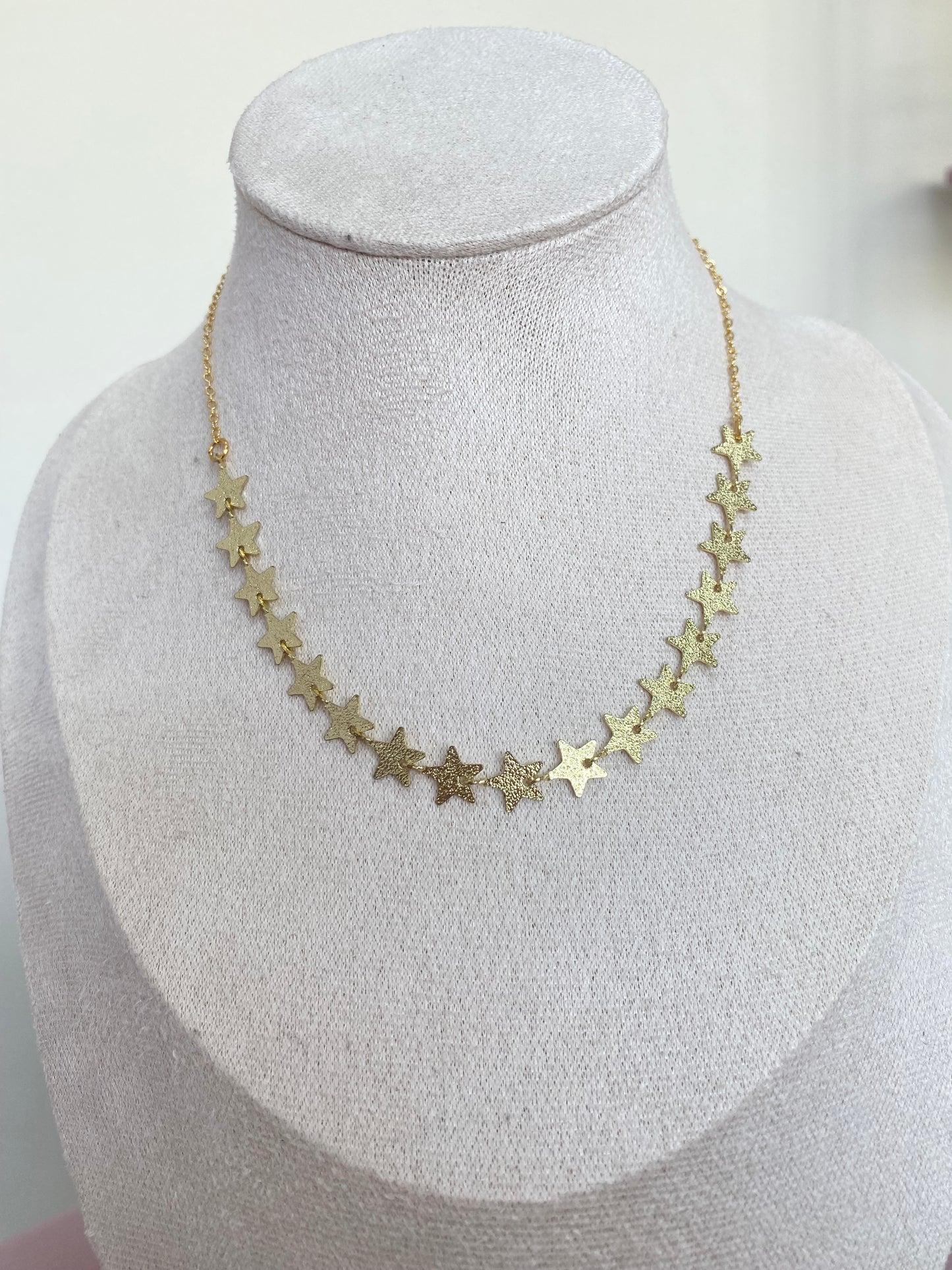 Choker Estrellas Dorado