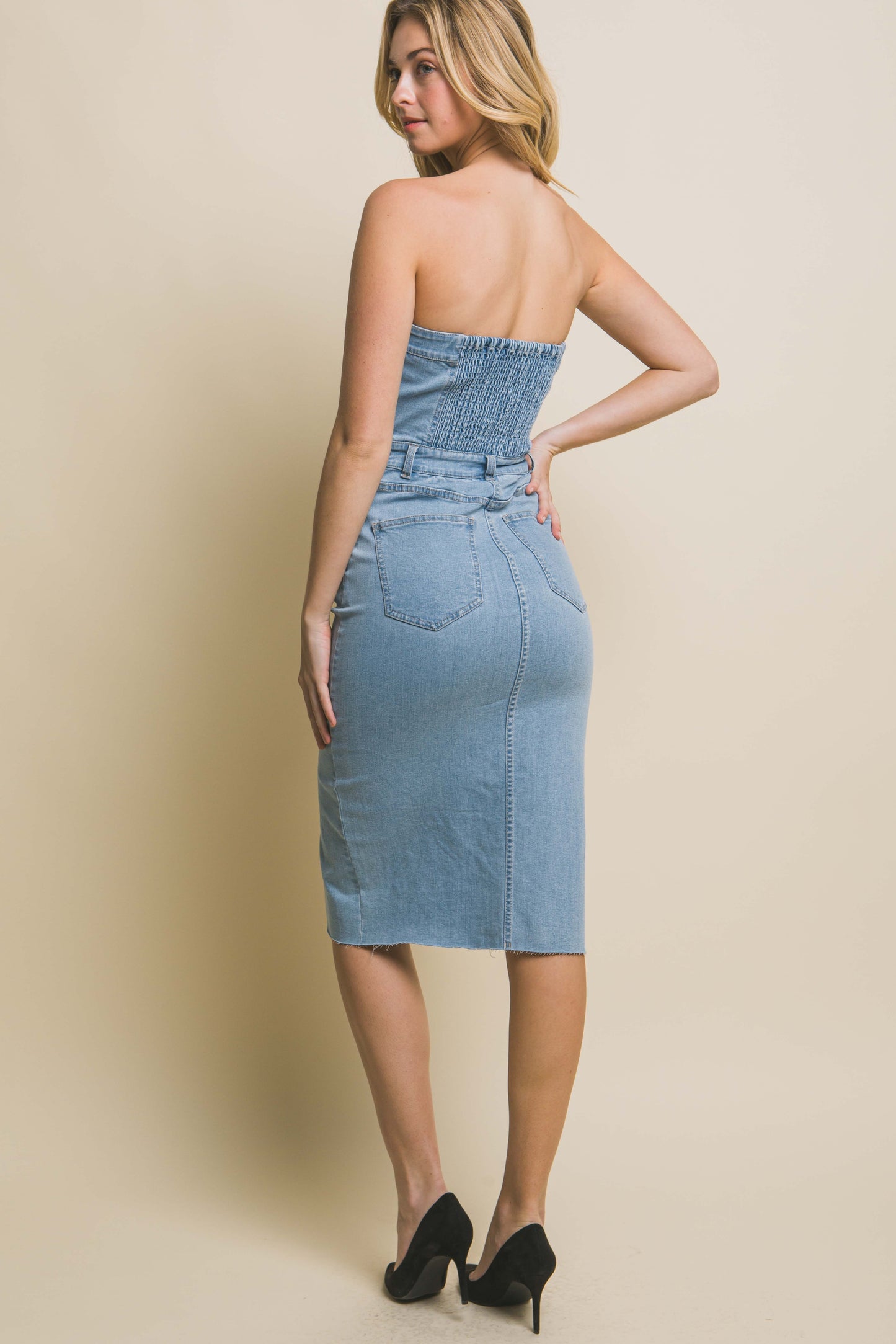 Vestido Mezclilla Strapless Abertura Frente