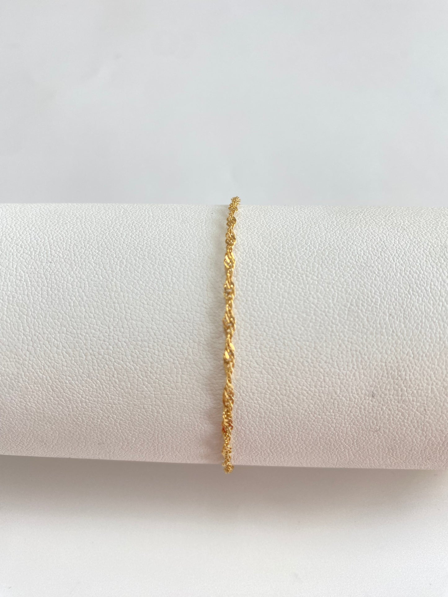 Pulsera Dorada