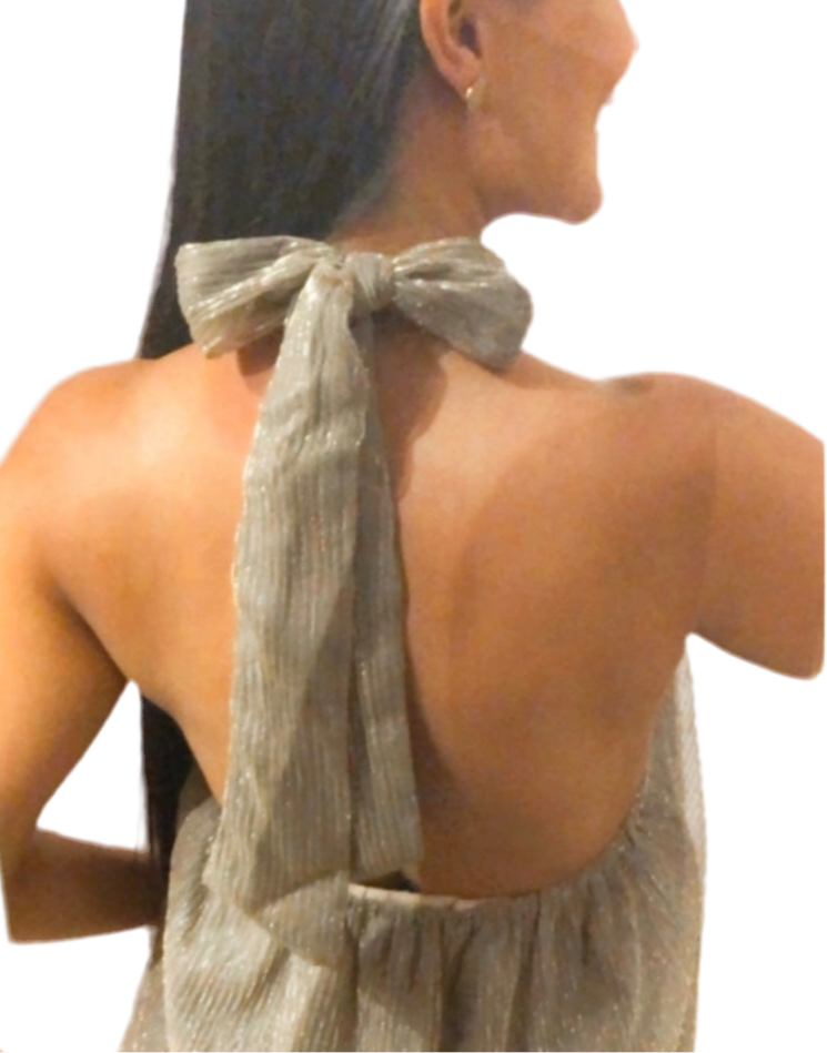 Blusa Dorada Cuello Tortuga Sin Mangas