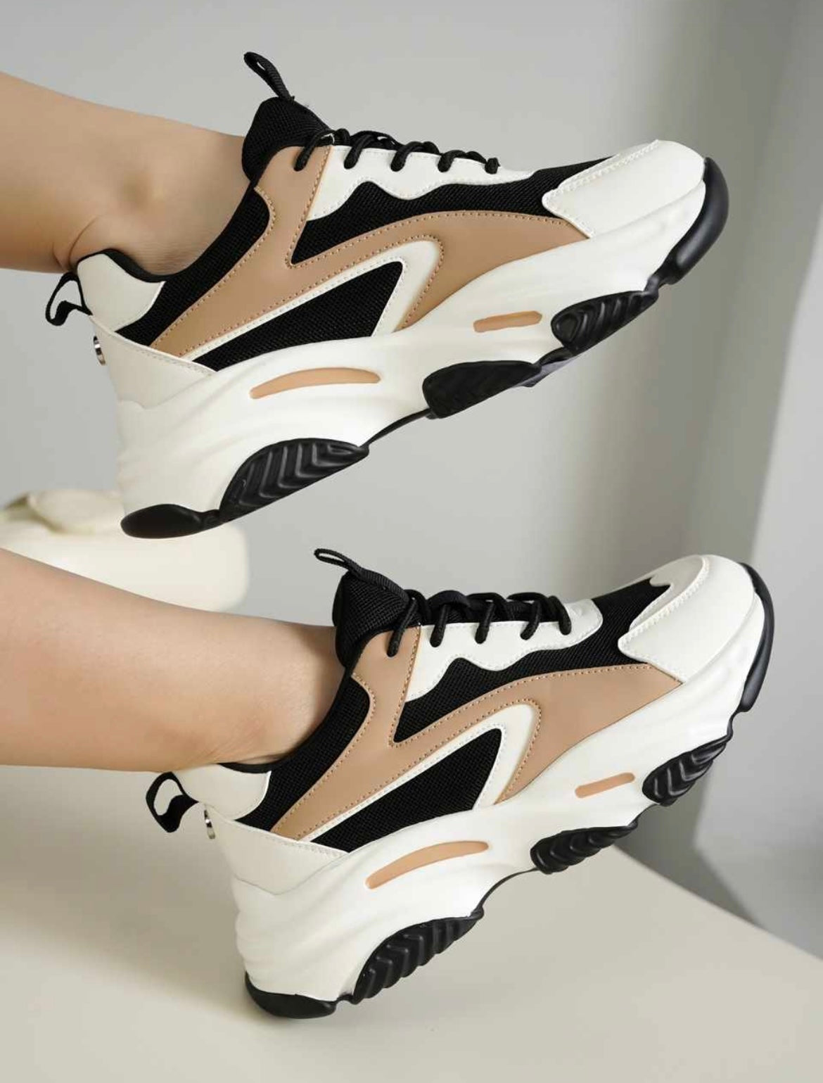 Tenis