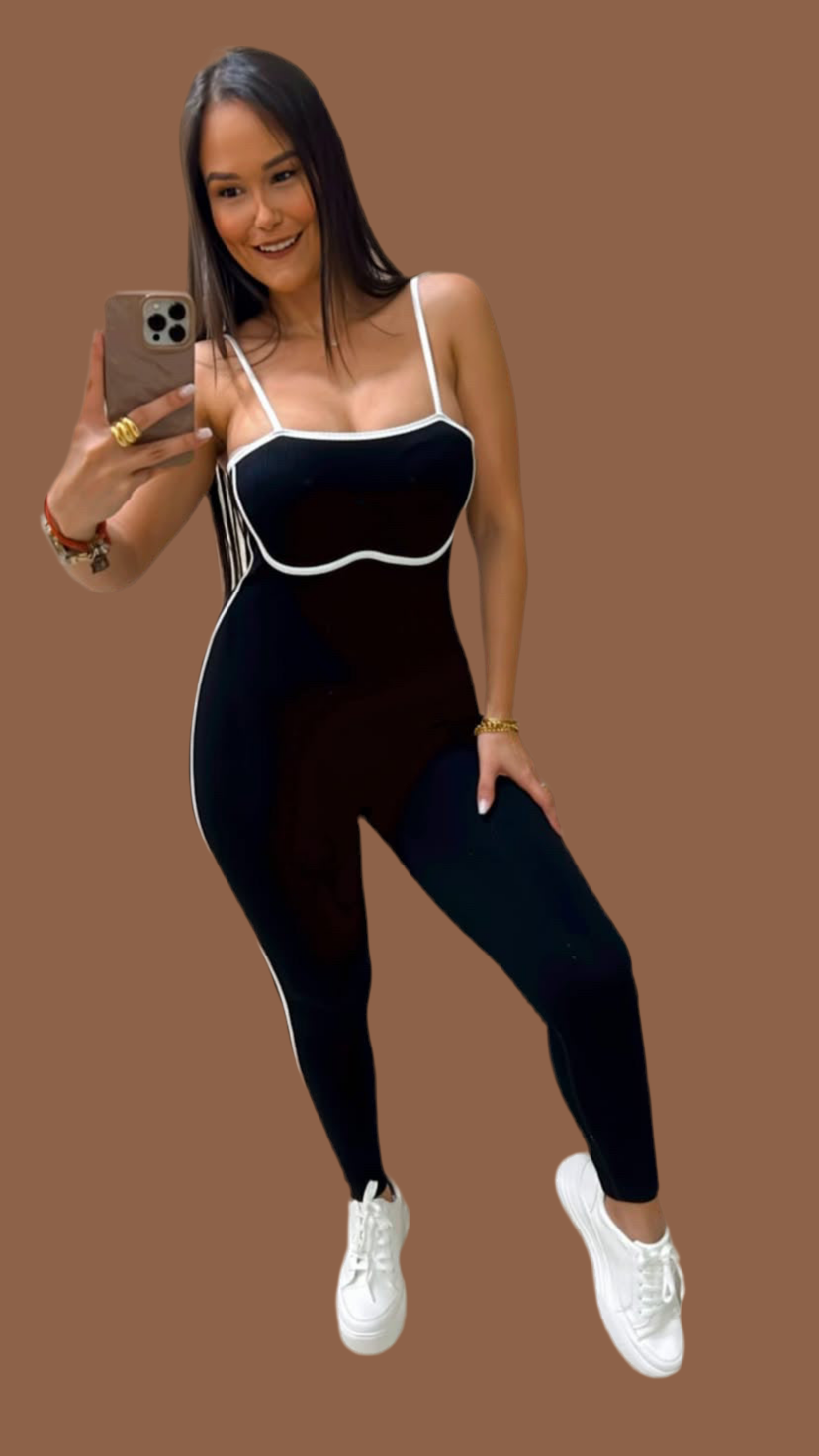 Enterizo Negro Línea Blanca