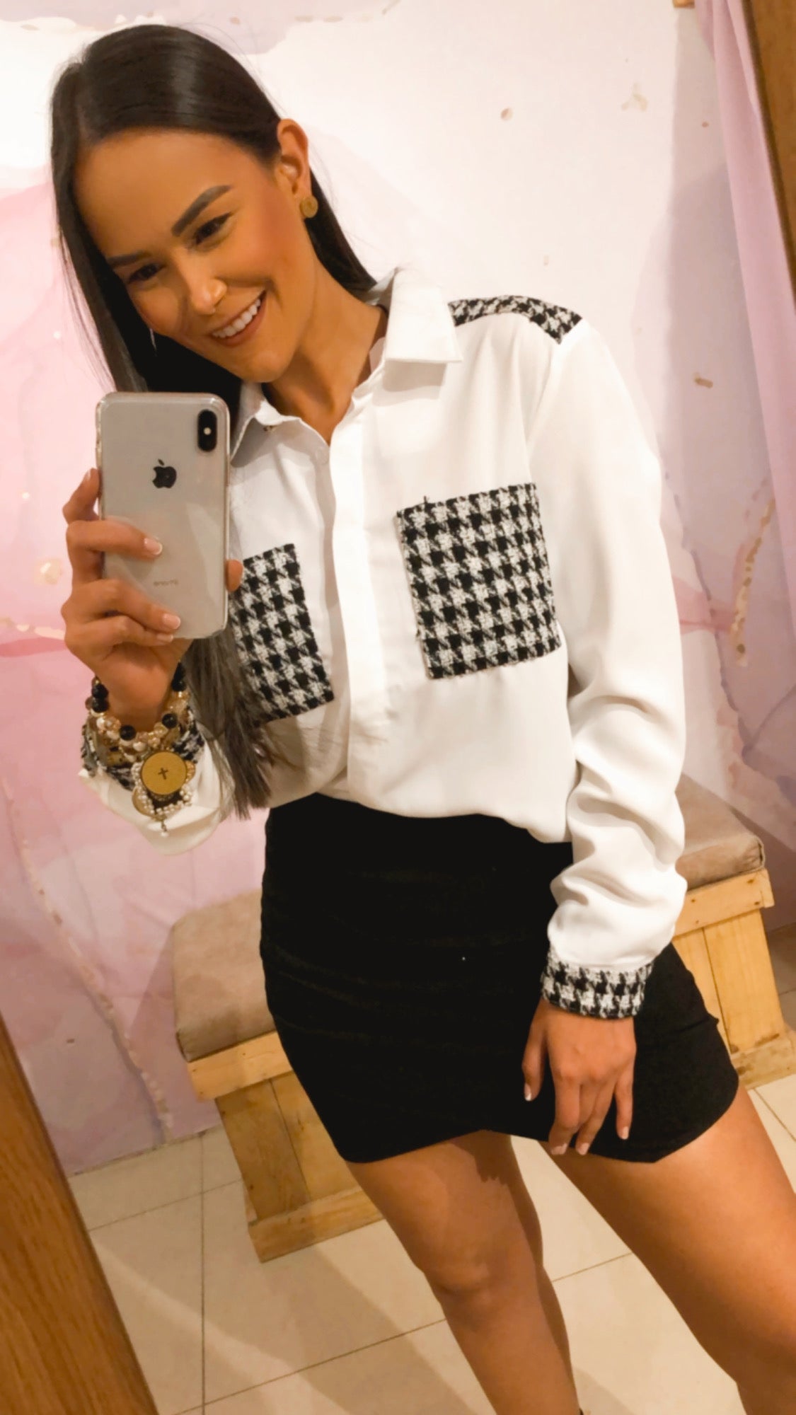 Camisera Blanca Estampados en Negro