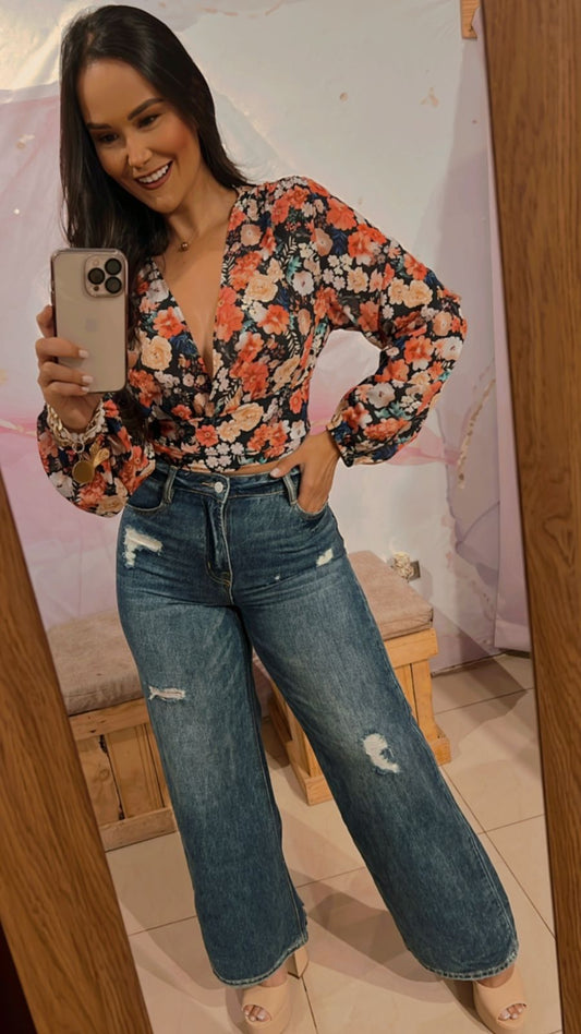 Blusa Floreada Manga Larga