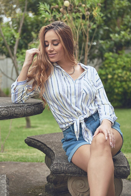 Camisera Rayas Azules y Amarillas Nudo Frente
