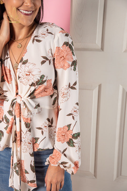 Blusa Beige Flores Manga Larga