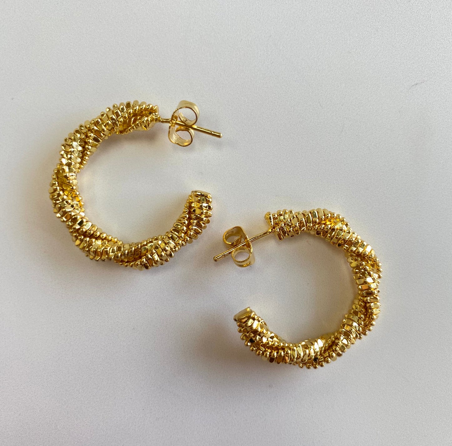 Aretes Entrelazos