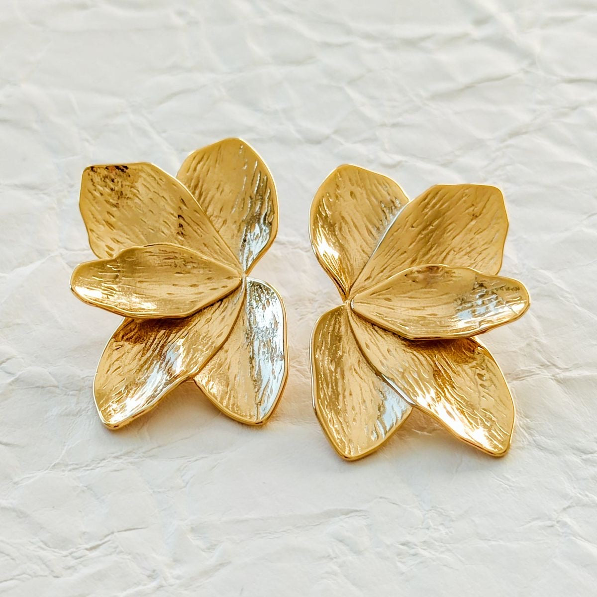 Aretes Lirio