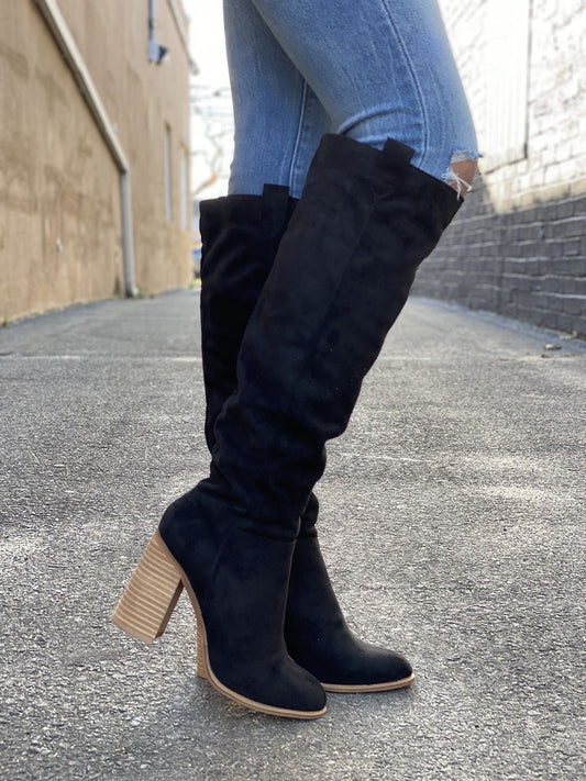 Botas Negras Altas