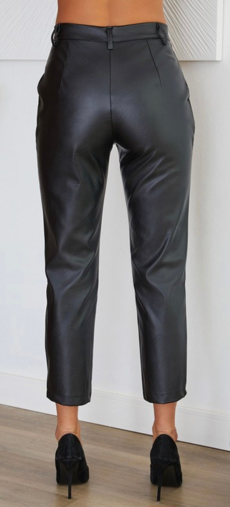 Pantalon Negro Cuerina