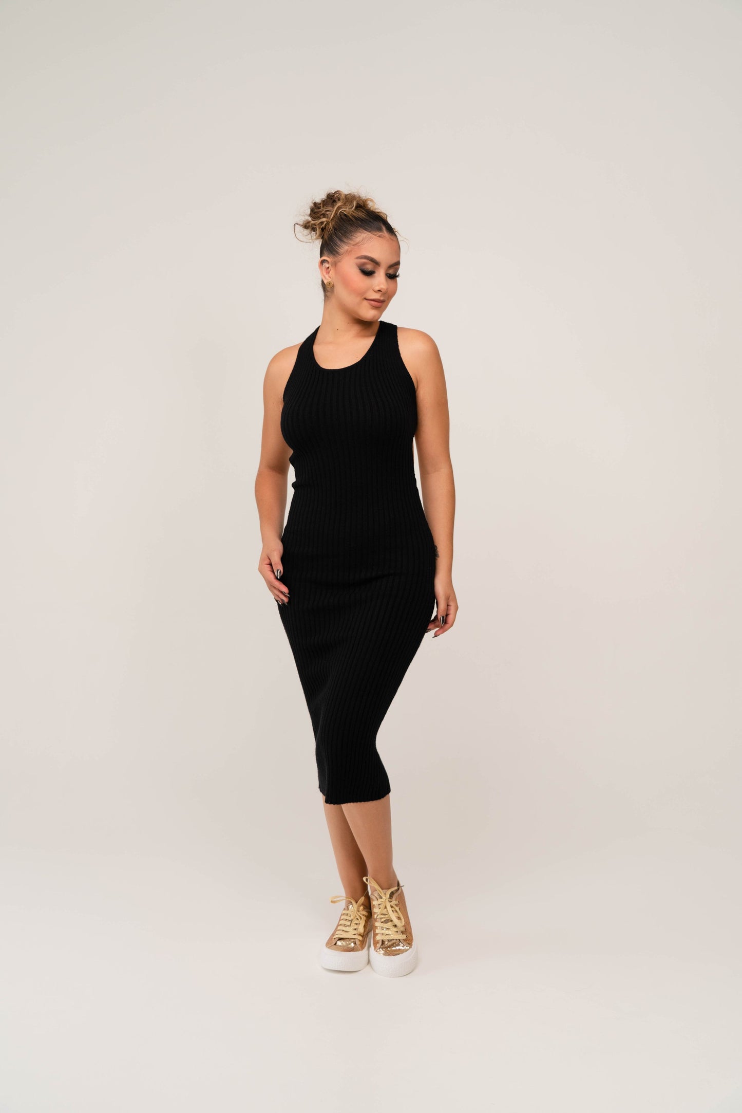 Vestido Negro Tirantes Abertura Espalda