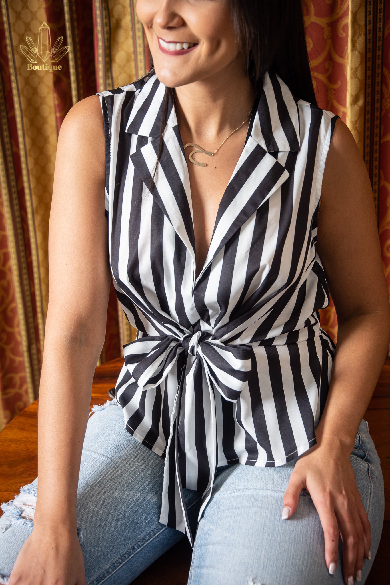 Blusa Rayas Negras Lazo Frente