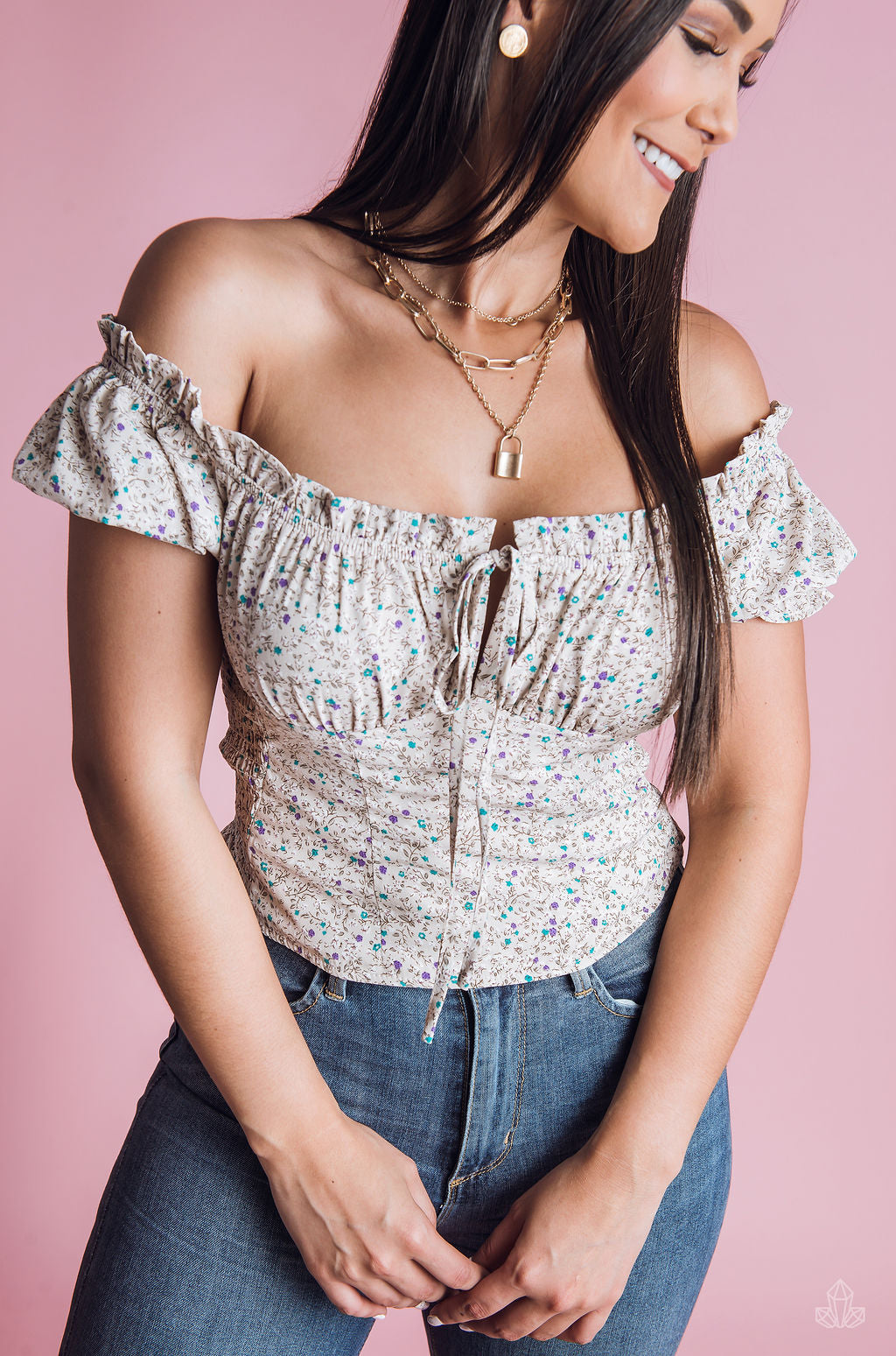 Blusa Beige Floreada Manga Corta