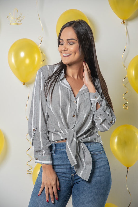 Camisera Gris Rayas Blancas