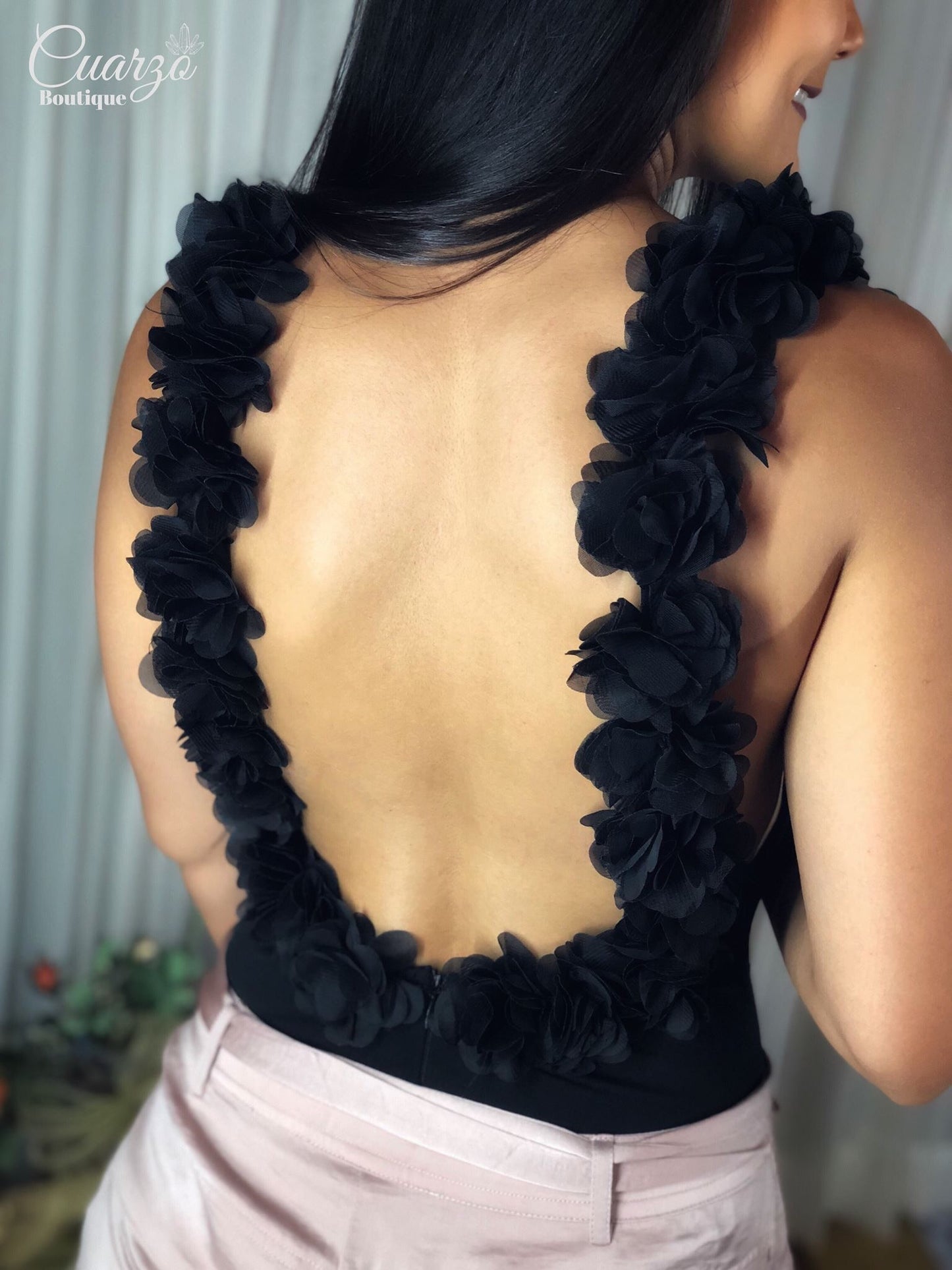 Bodysuit Negro Tirantes Flores